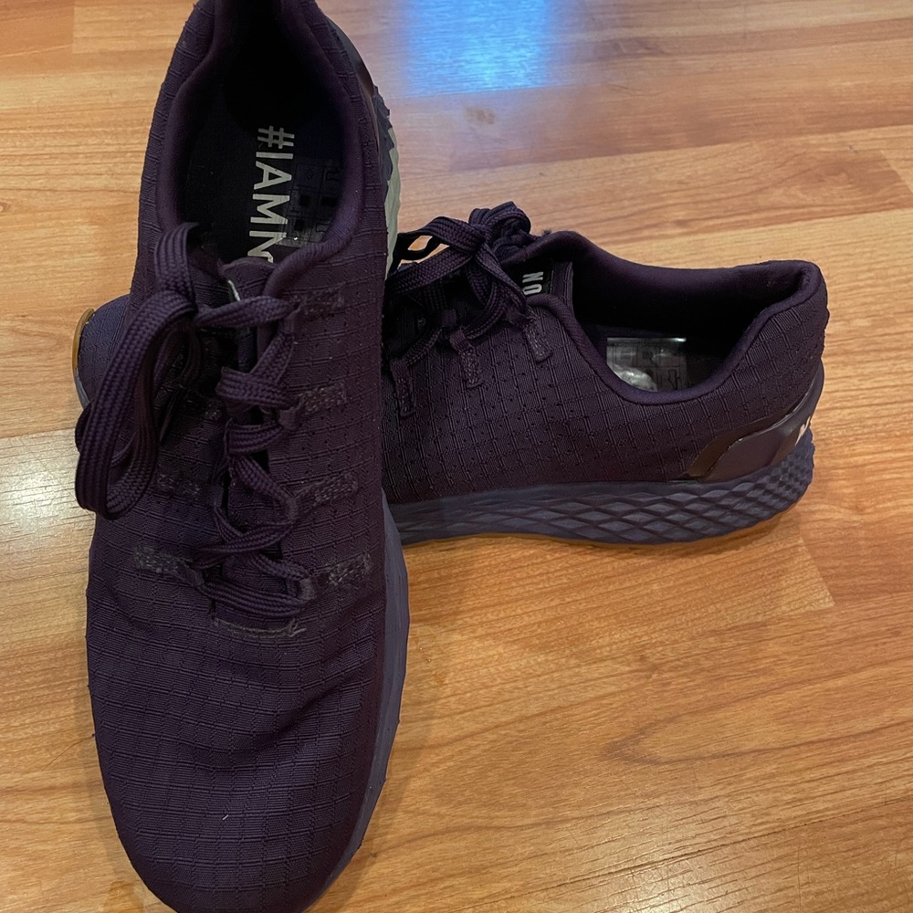 NOBULL Women’s Ripstop Runners Plum Size 9